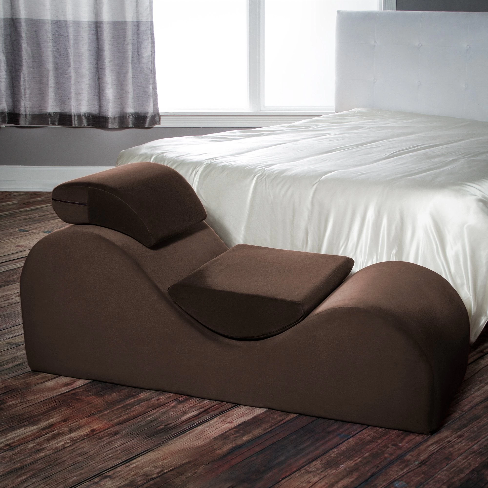 Liberator Esse Sensual Lounge Chair - Image 8