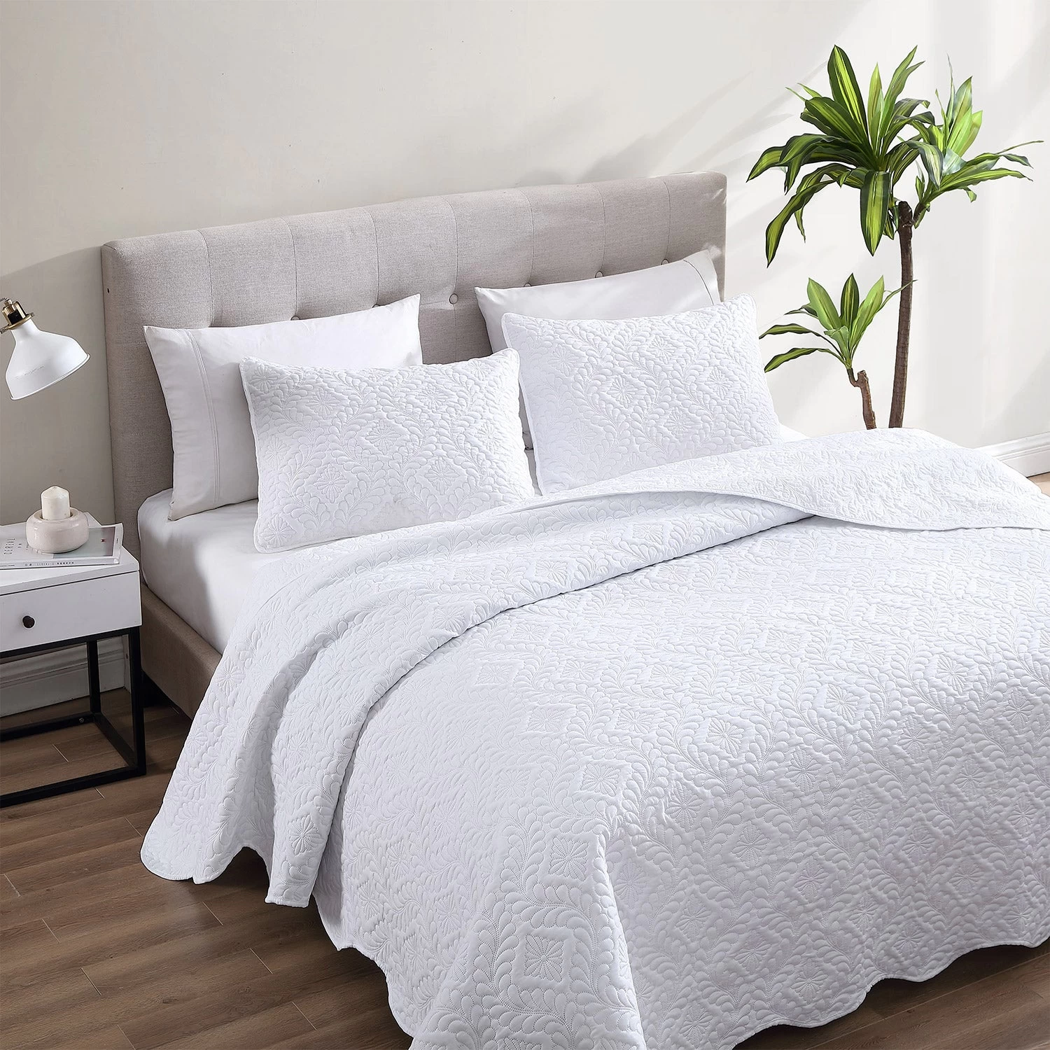 Ivy 3 Piece Bedspread Set