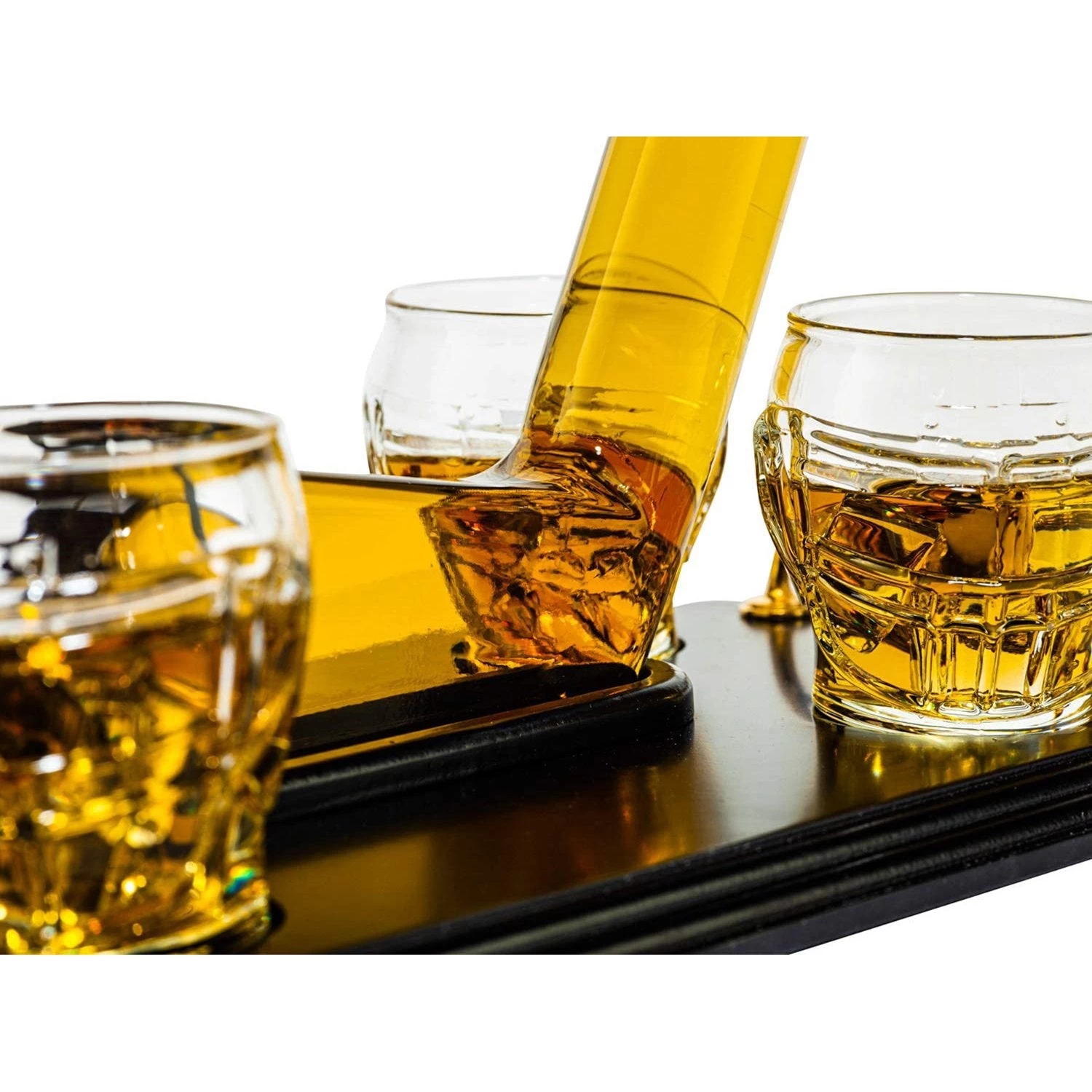 Ice Hockey Whiskey Decanter Set With 4 Helmet Whiskey Glasses - Image 4