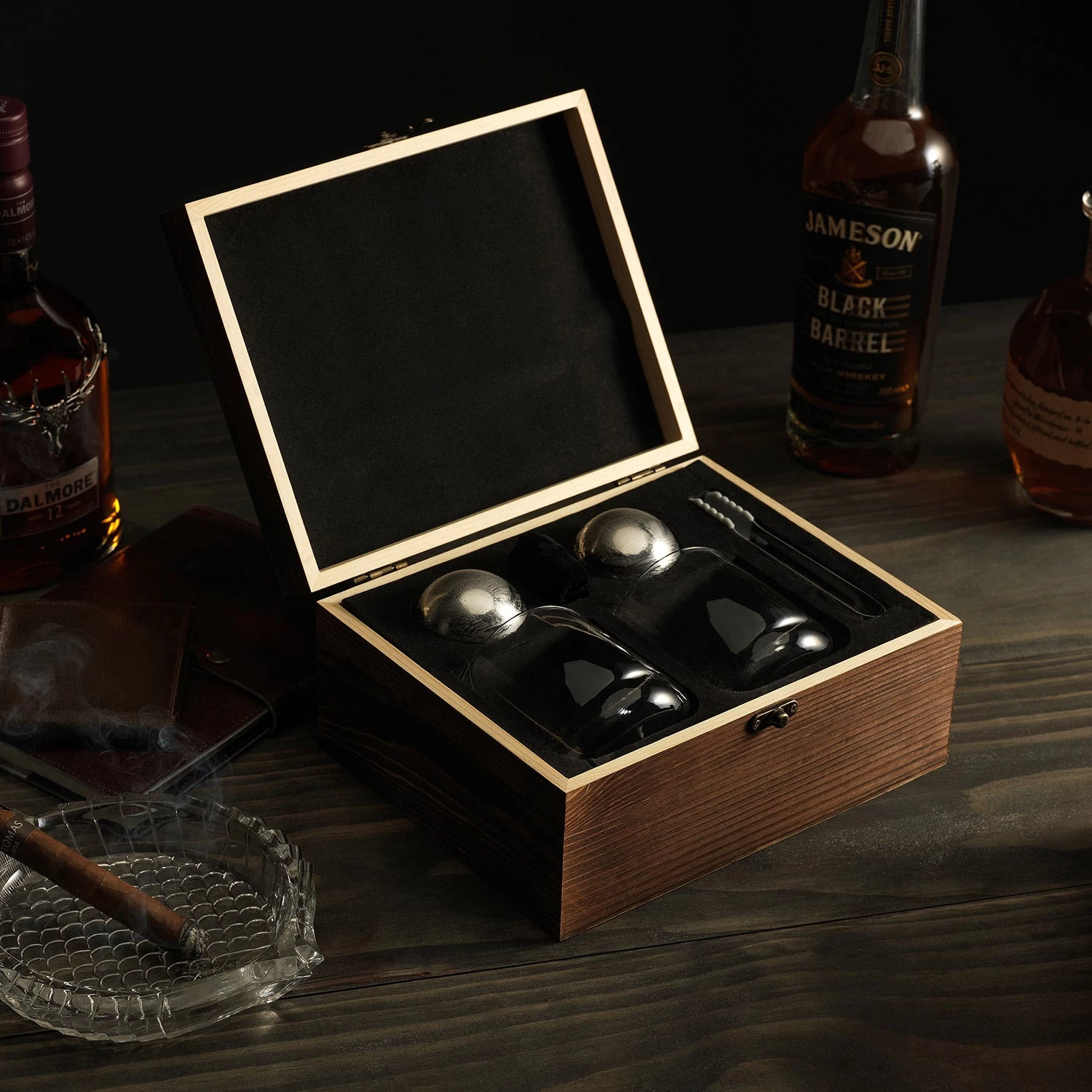Extra Large Chilling Stone And Whiskey Glasses Gift Set - Image 4