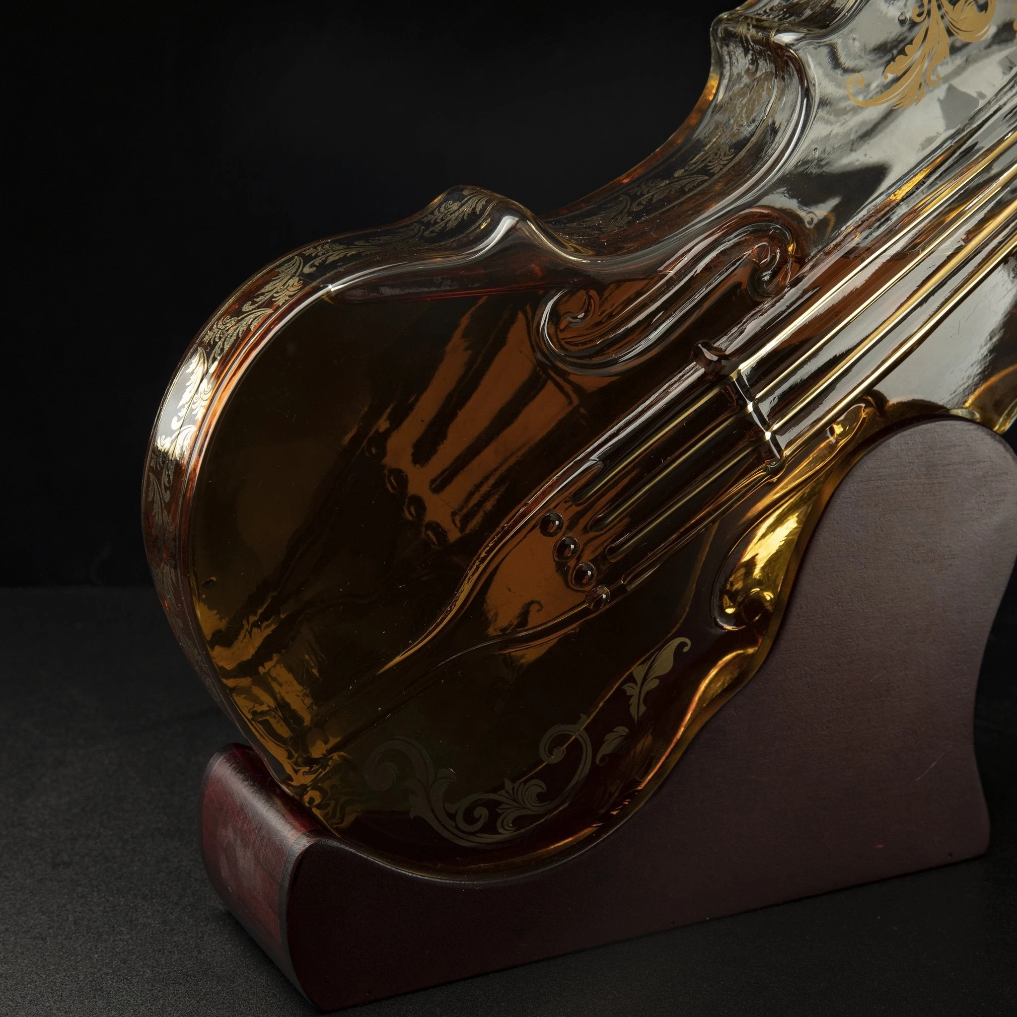 Glass Violin Decanter Set - Image 6