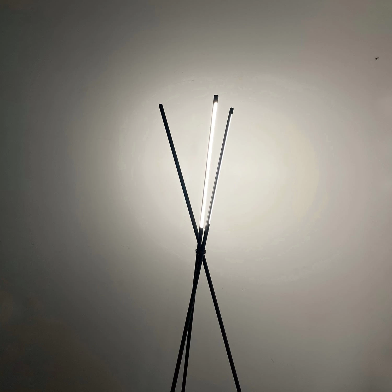 Minimalist Tripod LED Floor Lamp - Image 3